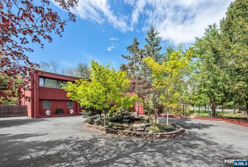 84 Bogerts Mill Road, Harrington Park, NJ, 07640 | Card Image