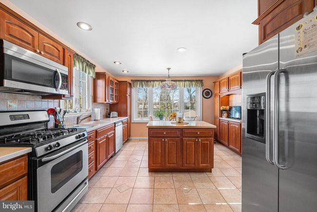 310 Manor Cir, House other with 4 bedrooms, 3 bathrooms and null parking in FOLSOM PA | Image 11