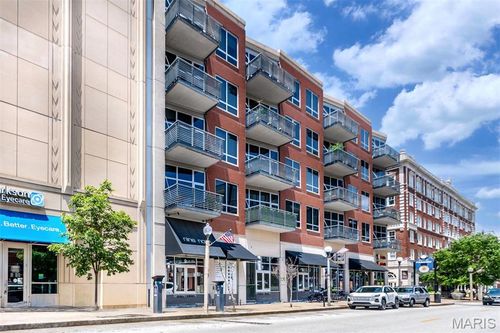 609-9 N Euclid Ave, Saint Louis, MO, 63108-1484 | Card Image