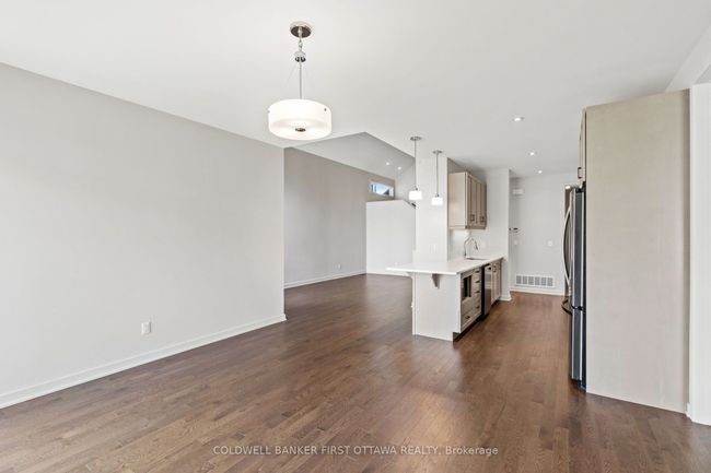 945 Islington Way, House other with 4 bedrooms, 4 bathrooms and 4 parking in Ottawa ON | Image 17