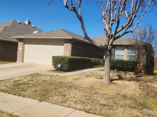 5620 Talons Crest Cir, Fort Worth, TX, 76179-7213 | Card Image