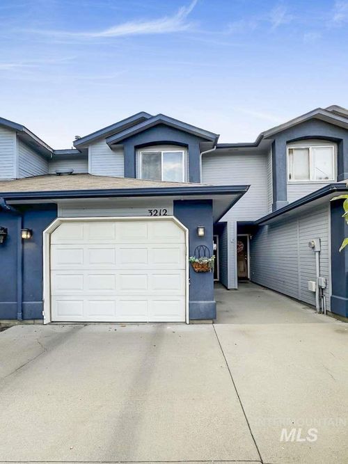3212 S Capistrano Ave, Boise, ID, 83705-5208 | Card Image