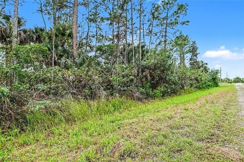 515 Woodman Dr, LEHIGH ACRES, FL, 33972 | Card Image