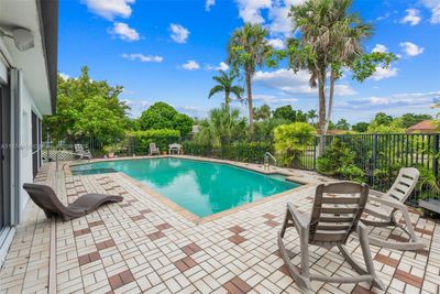 5106 Bayberry Ln, House other with 3 bedrooms, 3 bathrooms and null parking in Tamarac FL | Image 2