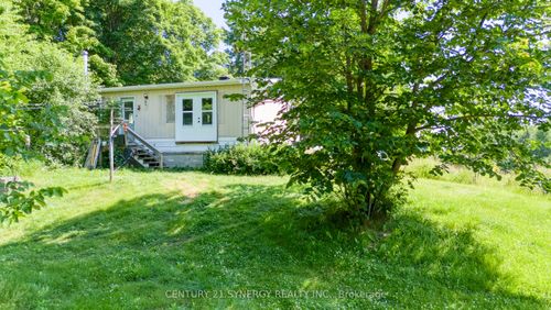 184 Sugarbush Rd, Lanark, ON, K0G1K0 | Card Image