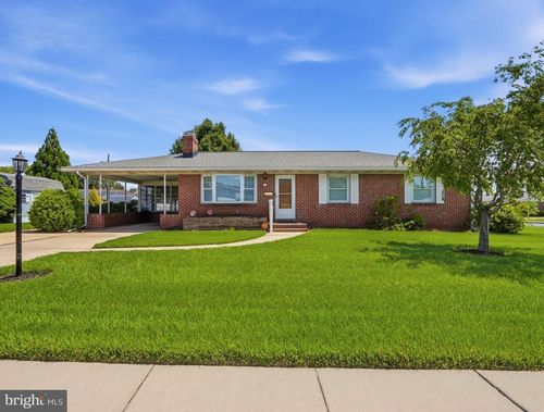 105 Juniper Cir, LINTHICUM HEIGHTS, MD, 21090-2612 | Card Image