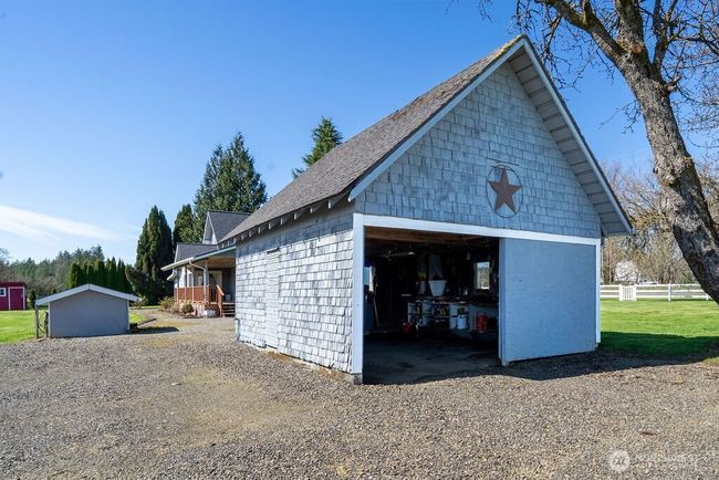 64 Brady Loop Rd E, House other with 3 bedrooms, 2 bathrooms and 4 parking in Montesano WA | Image 30