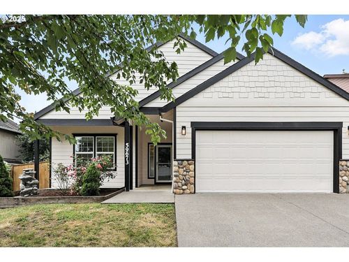 59673 Oak Ridge St, Saint Helens, OR, 97051-2715 | Card Image