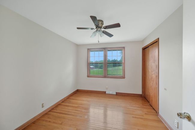 BR #3 WITH CEILING FAN. | Image 24