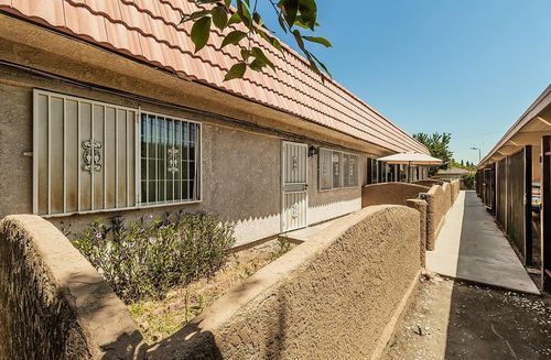 128-1715 W Clinton Ave, Fresno, CA, 93705-4349 | Card Image