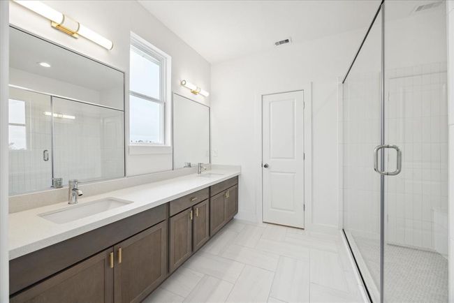 1650 W Tidwell Rd, House other with 3 bedrooms, 4 bathrooms and 2 parking in Houston TX | Image 8