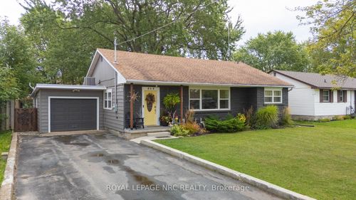 464 Gorham Rd, Ridgeway, ON, L0S1N0 | Card Image