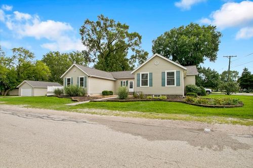 295 N 1st Ave, Coal City, IL, 60416-1311 | Card Image