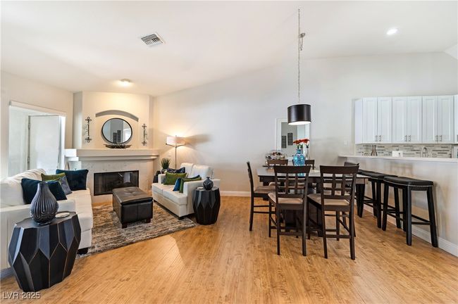 UNIT-201 - 7648 Rolling View Dr, Condo with 2 bedrooms, 2 bathrooms and null parking in Las Vegas NV | Image 4