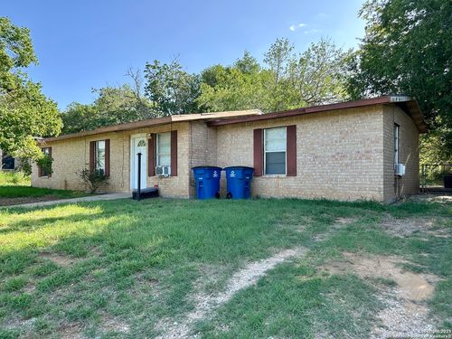 413 N Water St, Pleasanton, TX, 78064-3422 | Card Image