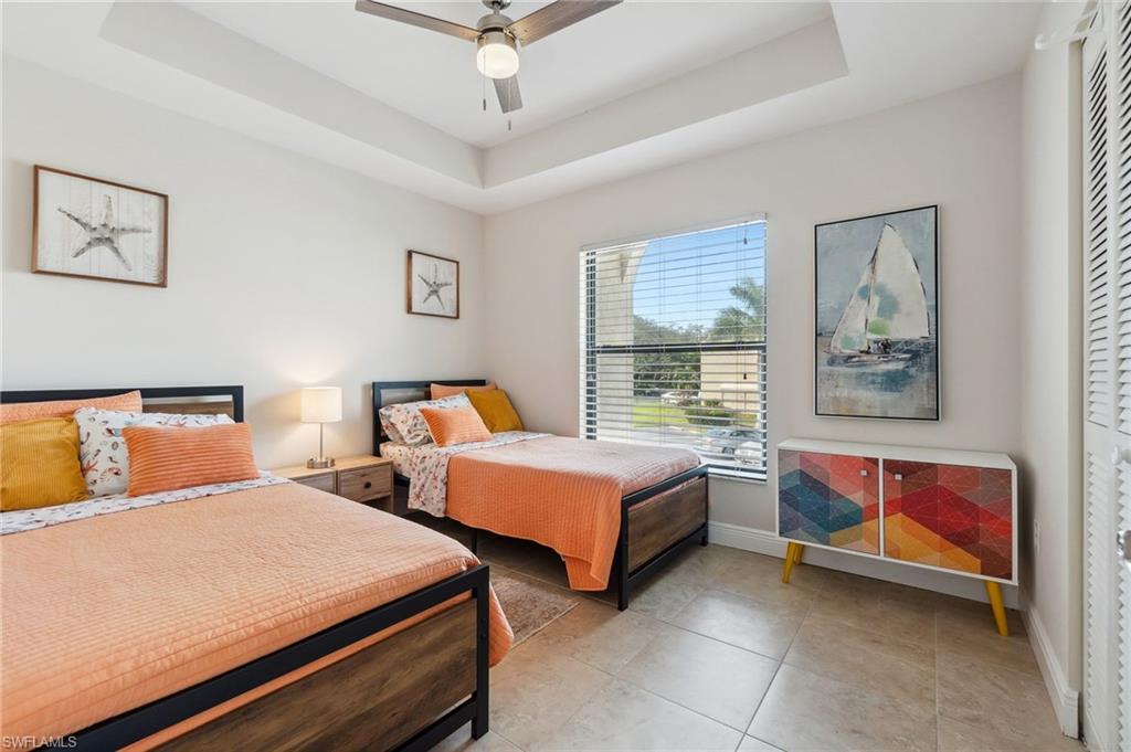 Residential in NAPLES 5