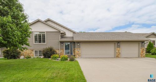 1617 S Mary Beth Ave, Sioux Falls, SD, 57106-4730 | Card Image