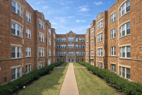 bg-46 N Menard Avenue, Chicago, IL, 60644 | Card Image