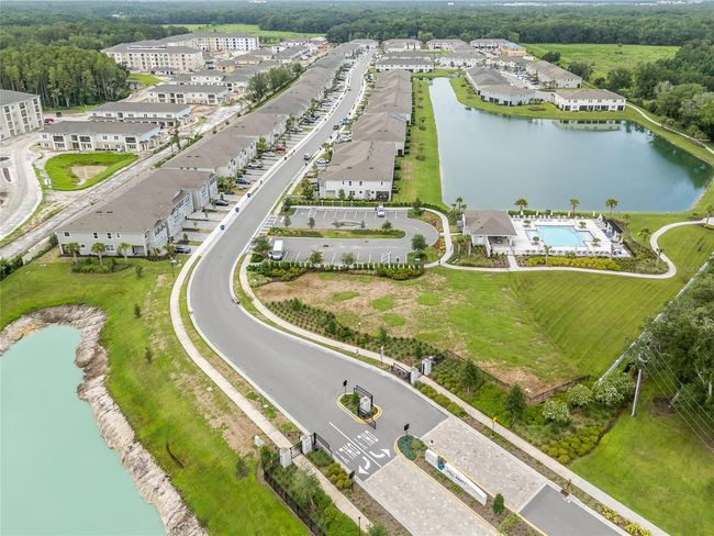 26082 Woven Wicker Bnd, Townhouse with 3 bedrooms, 3 bathrooms and null parking in LUTZ FL | Image 35