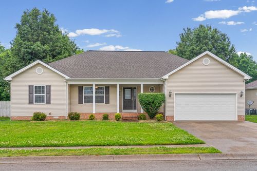 991 Wing Tip Cir, Hopkinsville, KY, 42240-8721 | Card Image