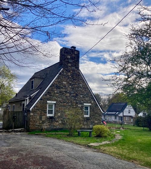 13 Harwood St, Oxford, MA, 01540-2717 | Card Image