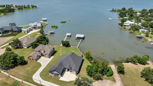 103 Water Ridge Ct, Buchanan Dam, TX, 78609-4561 | Card Image