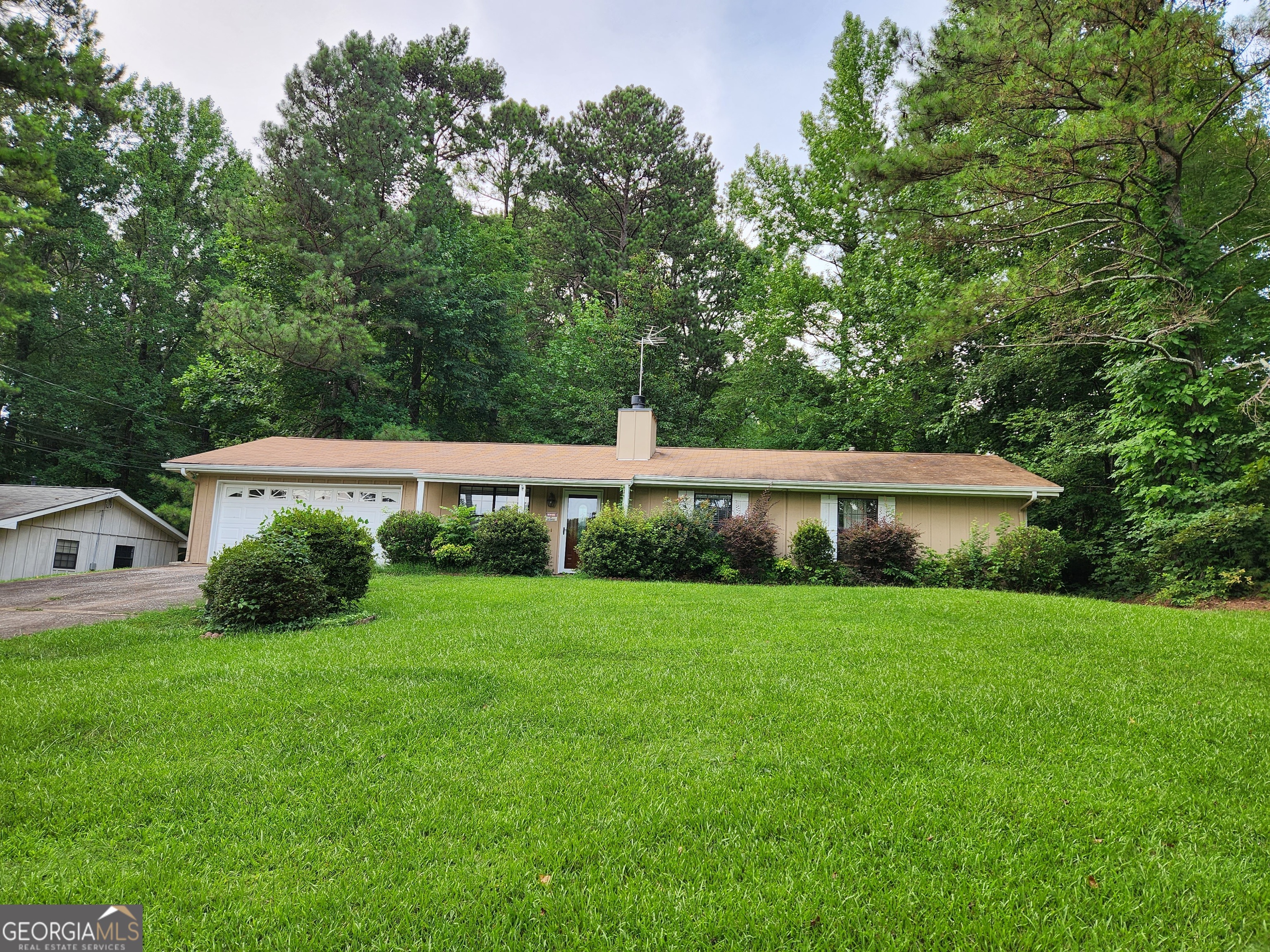 Allyn Dr, Kennesaw, GA 30152
