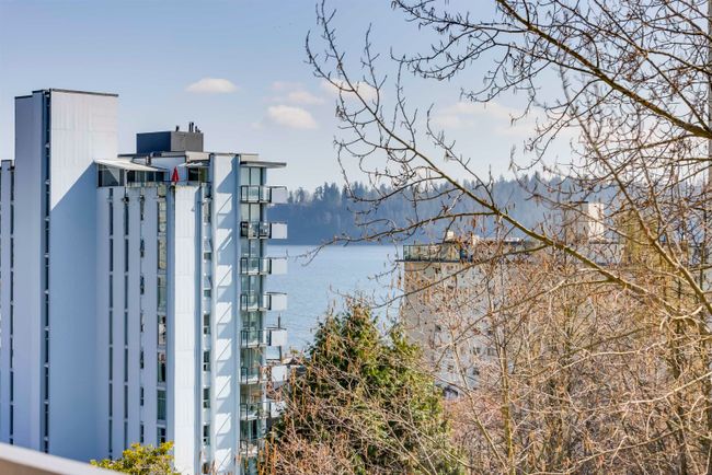 604 - 1930 Marine Drive, Condo with 1 bedrooms, 1 bathrooms and 1 parking in West Vancouver BC | Image 10