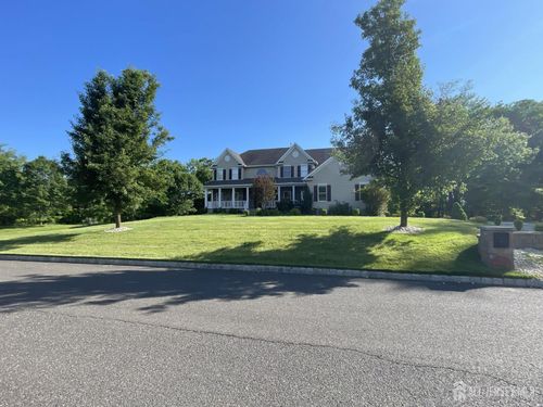 15 Hope Dr, MILLSTONE TOWNSHIP, NJ, 08510-8766 | Card Image