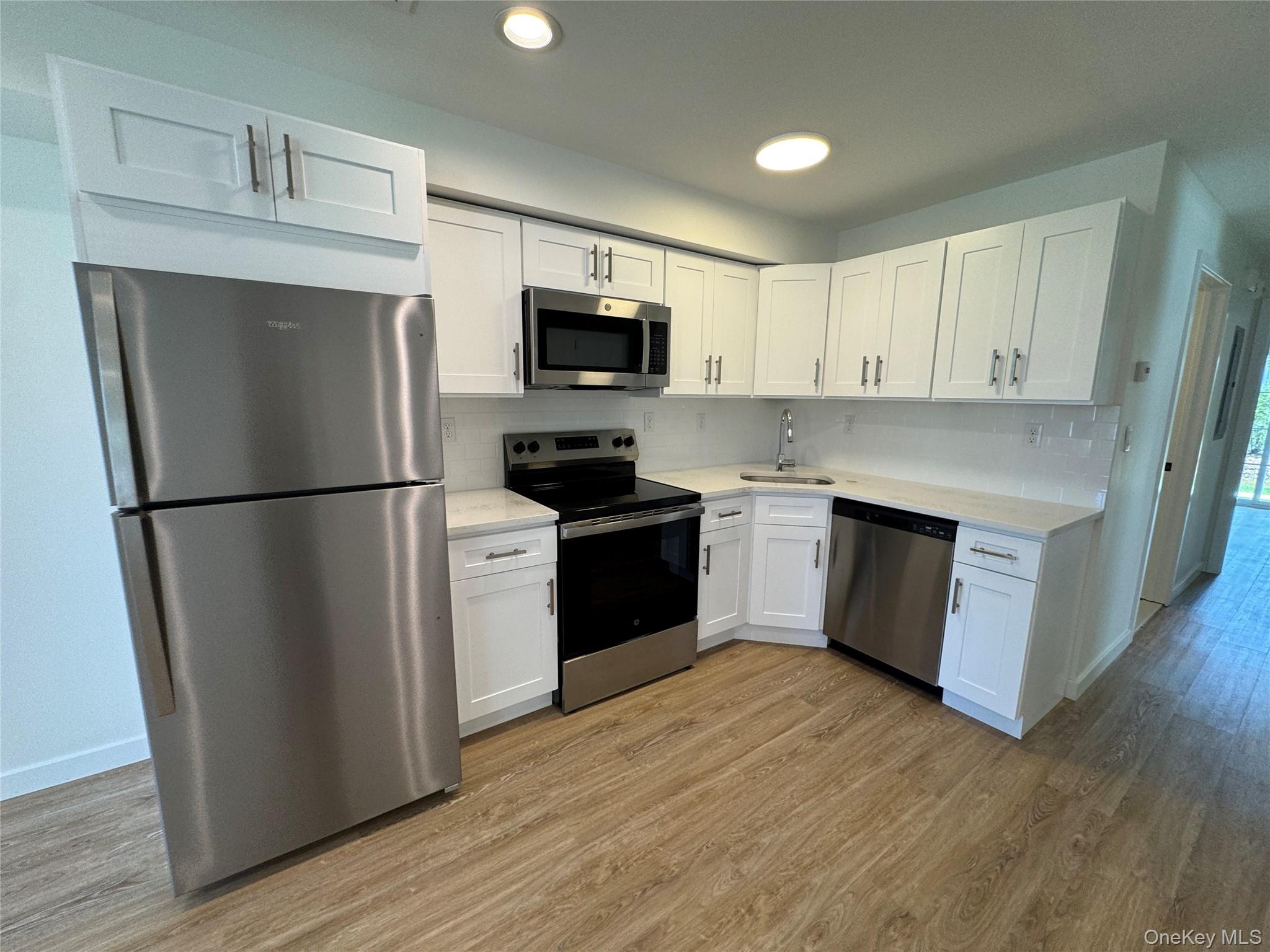 Residential Lease in Shawangunk 2