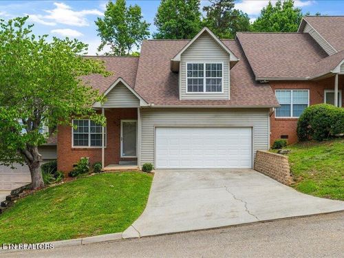 8819 Percy Way, Knoxville, TN, 37923-6509 | Card Image