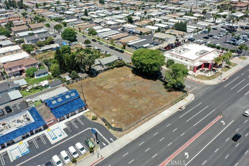 7942 Speer Dr, Huntington Beach, CA, 92647-6728 | Card Image