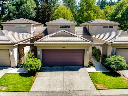9623 Ne Oak View Dr, Vancouver, WA, 98662-6132 | Card Image