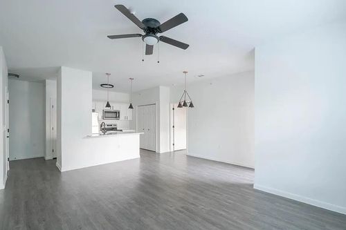 apt-7307-520 Fm 306, New Braunfels, TX, 78130-2107 | Card Image