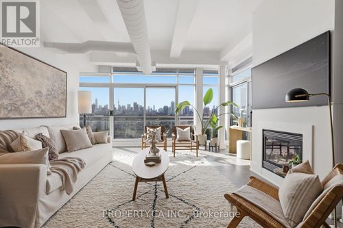 804-233 Carlaw Ave, Toronto, ON, M4M3N6 | Card Image