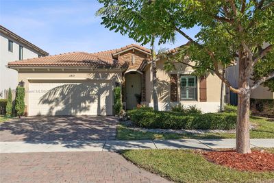 11813 Sw 233rd Ter, House other with 4 bedrooms, 3 bathrooms and null parking in Homestead FL | Image 2