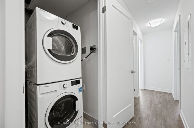 E8 - 20 Palace St, Condo with 2 bedrooms, 2 bathrooms and 1 parking in Kitchener ON | Image 26