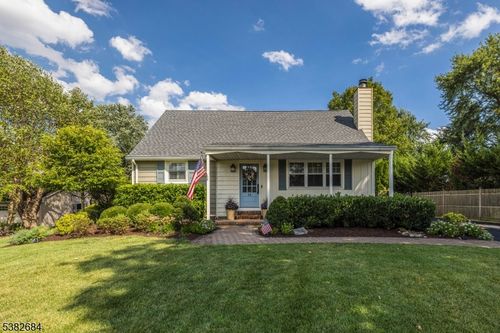 17 Tiffin Pl, Bridgewater, NJ, 08807-2539 | Card Image