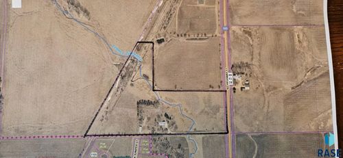 27747 Sd Highway 17, Lennox, SD, 57039-5302 | Card Image