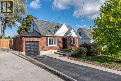 25 Montrose Ave, Hamilton, ON, L8K4X8 | Card Image