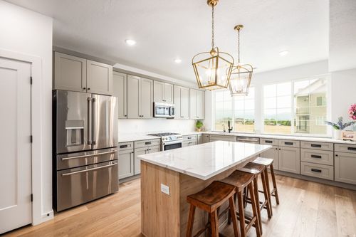 1825 S 920 E, Heber City, UT, 84032-1257 | Card Image