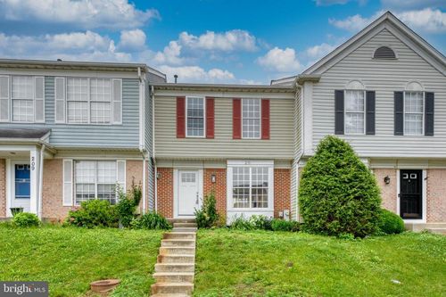 211 Royal Oak Ct, ODENTON, MD, 21113-2649 | Card Image