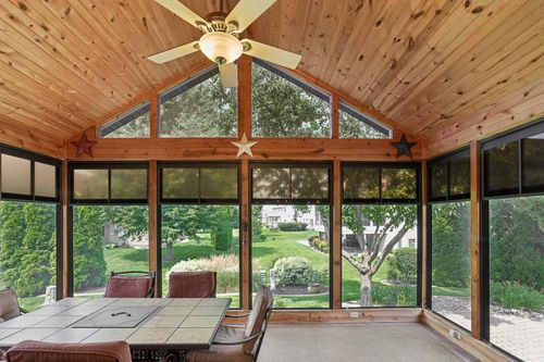 914 Countryside Crossing, Waunakee, WI, 53597 | Card Image