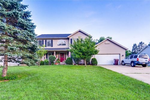 11912 Packets St Nw, Canal Fulton, OH, 44614-8684 | Card Image