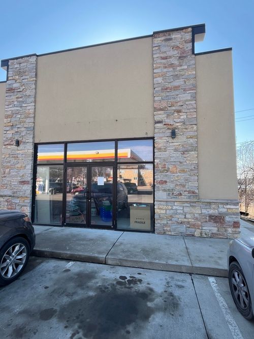 925-931 State St, Bettendorf, IA, 52722-4765 | Card Image