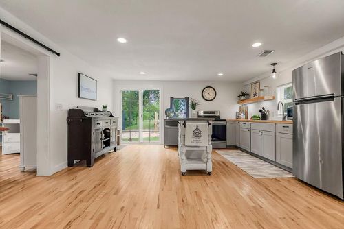 28936 Orchard Rd, Paola, KS, 66071-8490 | Card Image