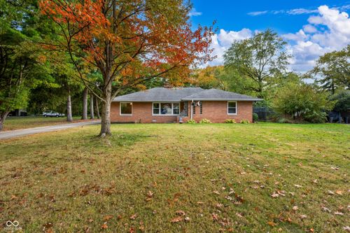 6625 E 9th St, Indianapolis, IN, 46219-4709 | Card Image