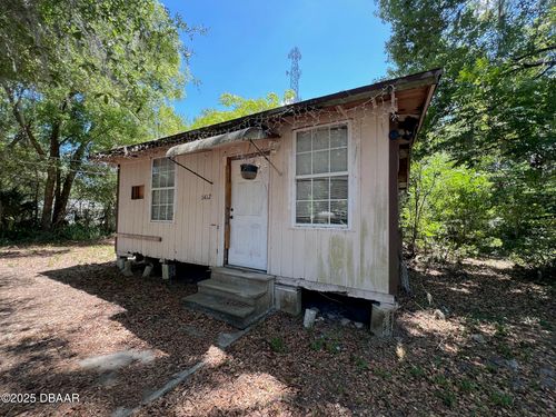 1412 Wood St, Deland, FL, 32724-5740 | Card Image
