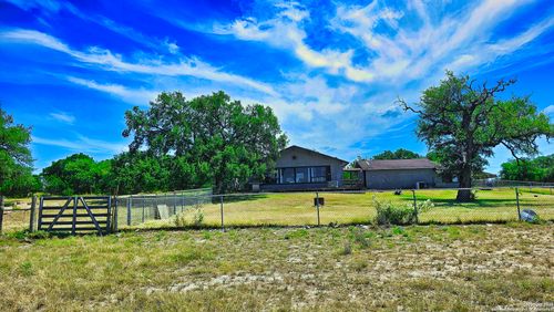 954 Big Meadows Dr, Bandera, TX, 78003-4426 | Card Image