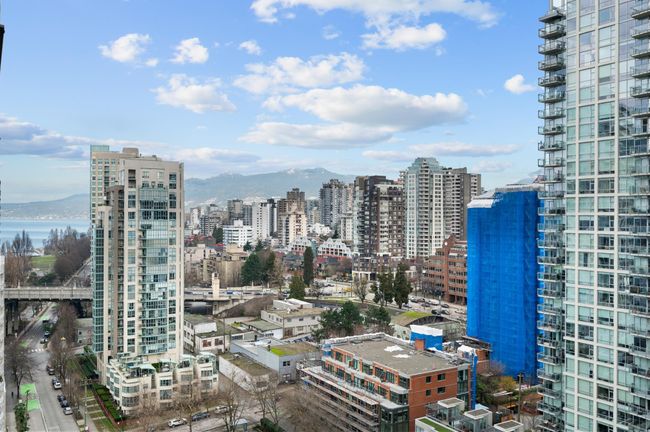 2201 - 1500 Howe Street, Condo with 2 bedrooms, 2 bathrooms and 2 parking in Vancouver BC | Image 22